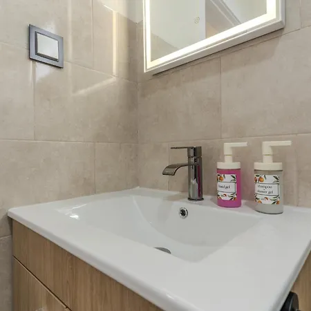 Apartamento #380 The Sea View Haven *